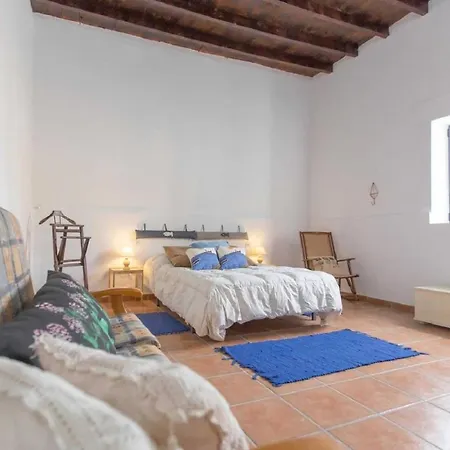 Traditional House Cotillo * La Oliva